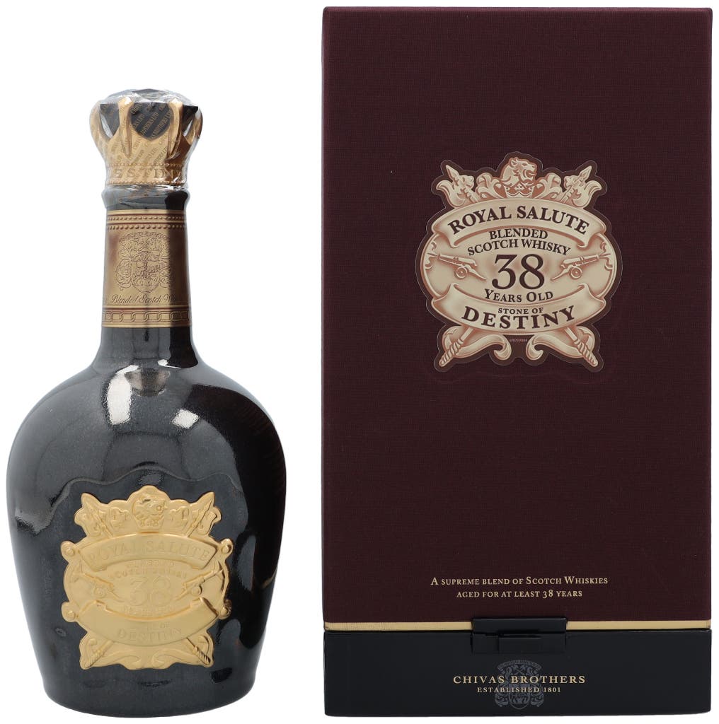 Chivas Regal 38 Years Royal Salute - Stone of Destiny 50cl